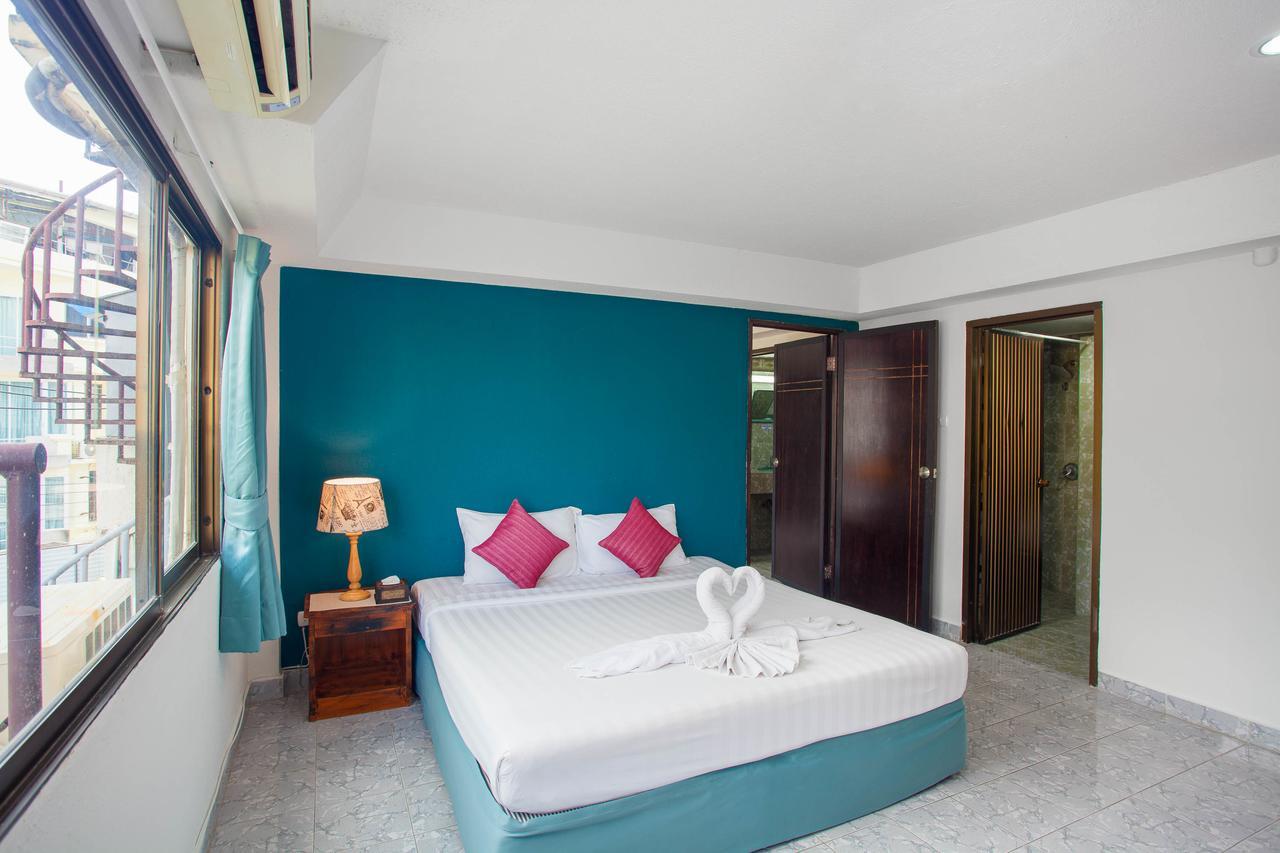Simple Boutique Seabreeze Hotel Patong Exterior photo